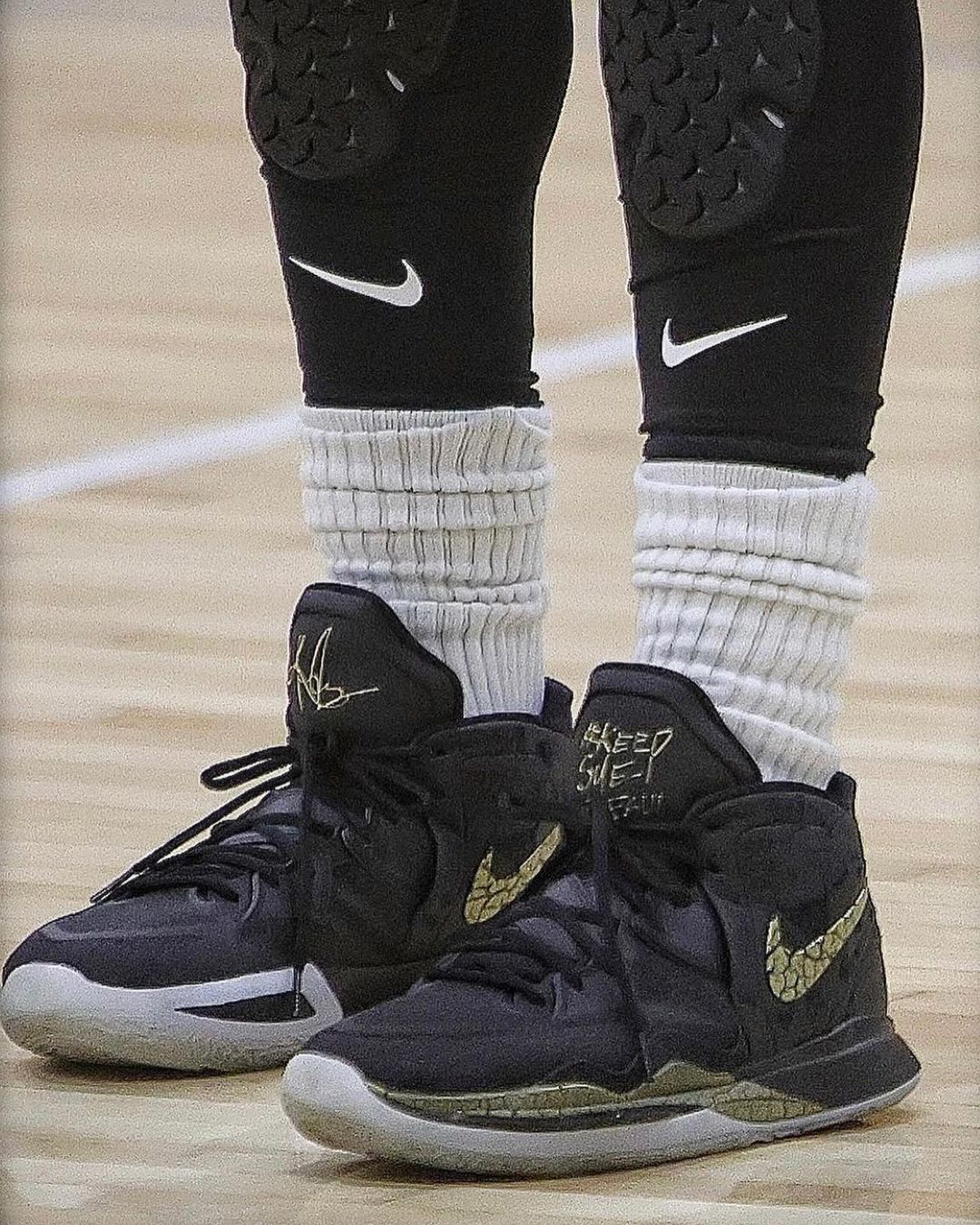 能否终结7连败？多诺万：怀特等4人可出战&3人有时间限制（7连败能否止住？多诺万称怀特等四将可出战，另有三人受出场时间限制）