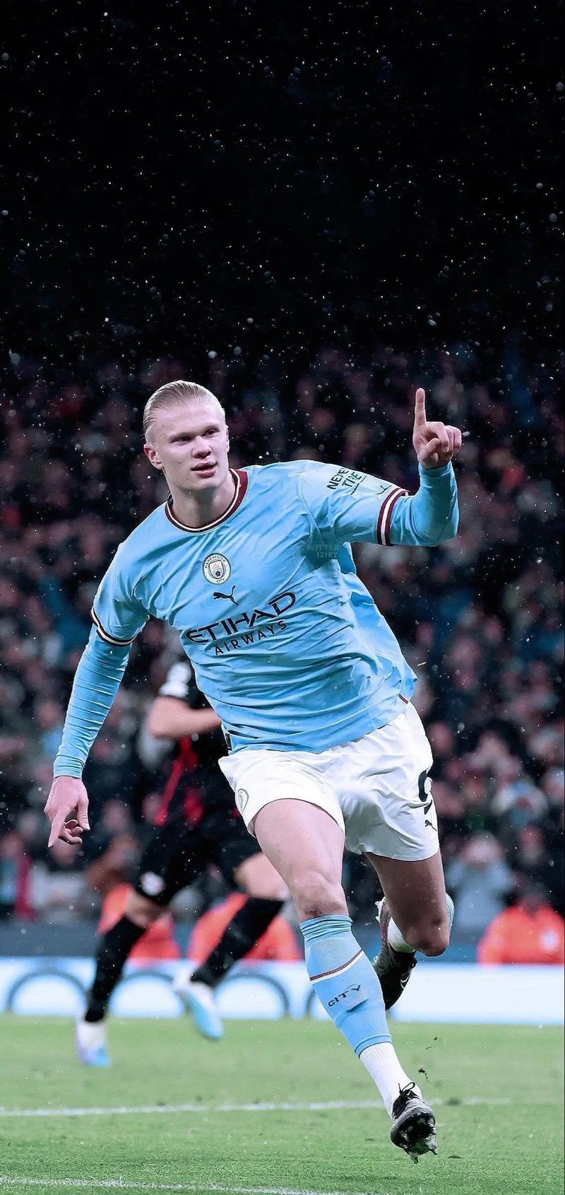 集体低迷！开拓者上半场13次失误&禁区得分14-36落后（全面哑火！开拓者半场13失误，禁区得分14-36处下风）