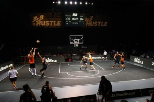 威少21分11助攻约基奇44分13篮板 国王绝地反击终结八连败（国王上演逆袭止住八连败，威少21+11、约基奇44+13）