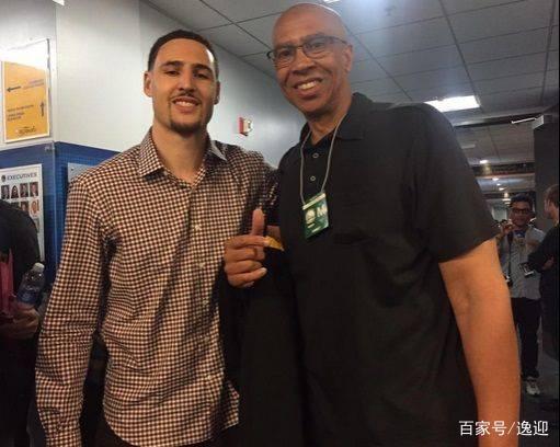 埃贝尔：萨拉赫的言论？谢天谢地这和我无关，我们有卡尔了（埃贝尔谈萨拉赫言论：与我无关，庆幸我们已有卡尔）