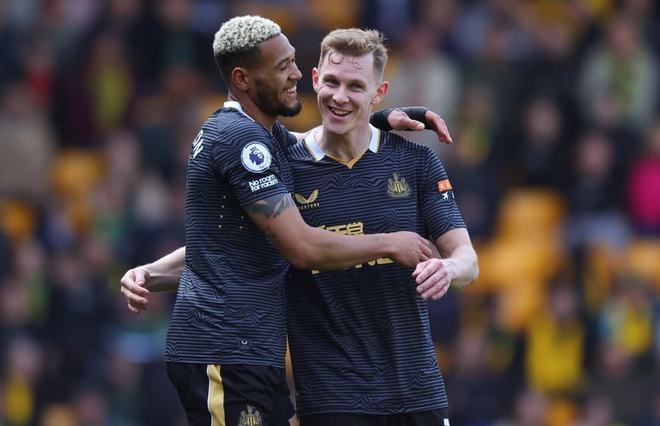 意媒：德国警方正调查以色列球迷在斯图加特演唱的歧视性歌曲（意媒称德国警方正就以色列球迷在斯图加特演唱涉嫌歧视歌曲展开调查）