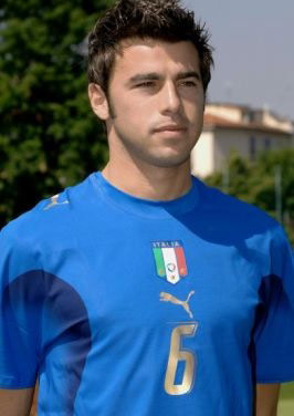 王上源谈比甲留洋经历：学会了和自己相处，硬着头皮往前坚持（王上源回忆比甲留洋：学会与自己相处，咬牙坚持向前）