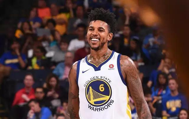 官方：米兰对阵恩泰拉的友谊赛将于11月14日18：30进行（官宣：米兰与恩泰拉的热身赛将于11月14日18：30开球）