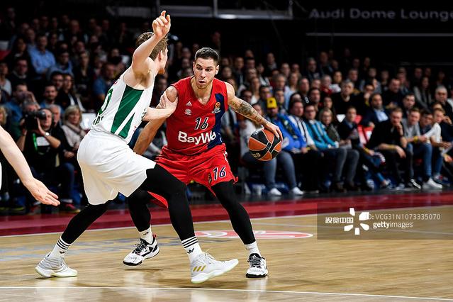 邮报：小将塞古-科内已经重返赛场，和多古用同一个私人教练（邮报：塞古-科内已重返赛场，与多古共用同一位私人教练）